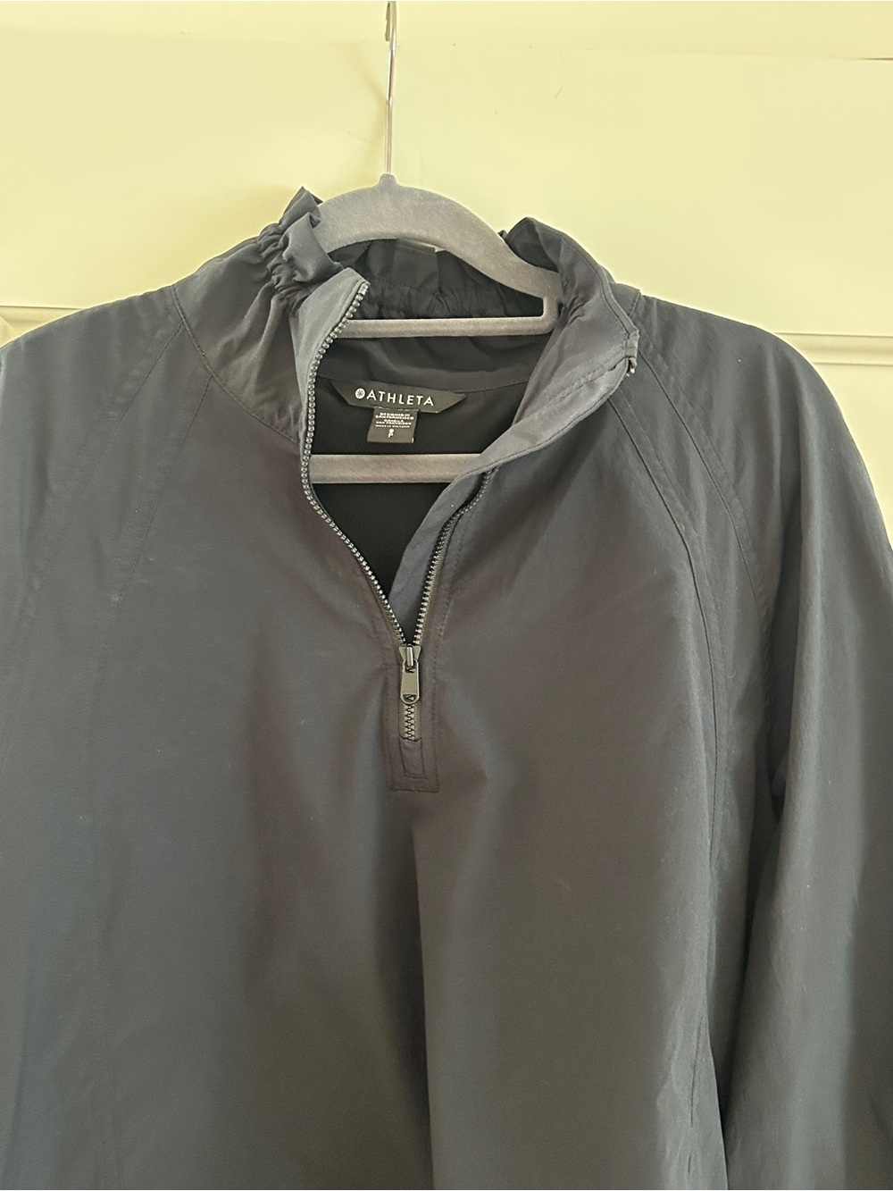 Athleta Black Advantage poplin high low rain resistance jacket ruffle collar - Picture 4 of 5